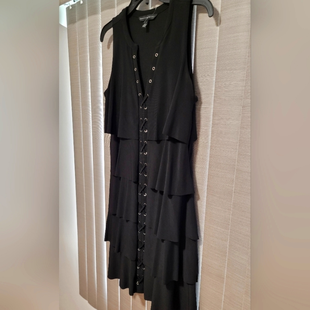 EUC/ White House Black Market Dress